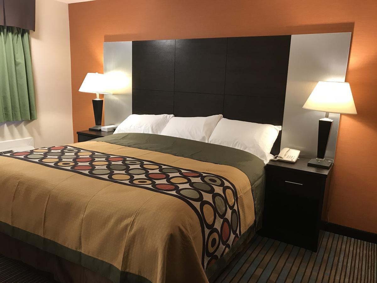 Neepawa Bay Hill Inns & Suites מראה חיצוני תמונה
