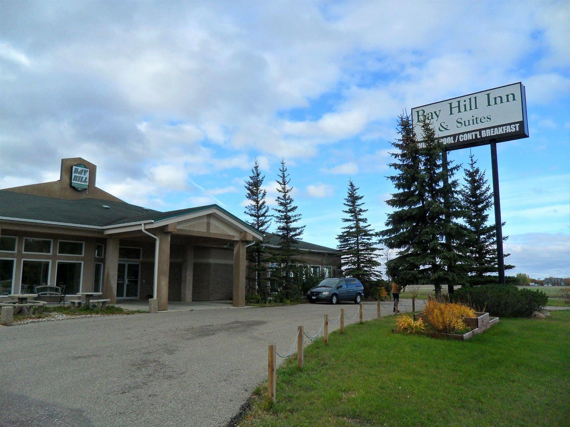 Neepawa Bay Hill Inns & Suites מראה חיצוני תמונה